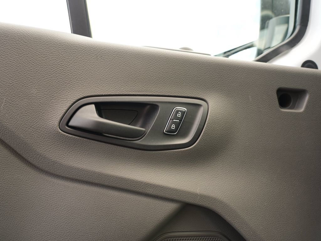 Used 2023 Ford Transit 350 XLT RWD image 17