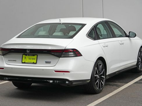 Used 2024 Honda Accord Touring image 52