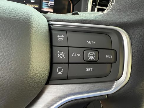 New 2026 Jeep Grand Wagoneer Limited AWD/4WD image 22