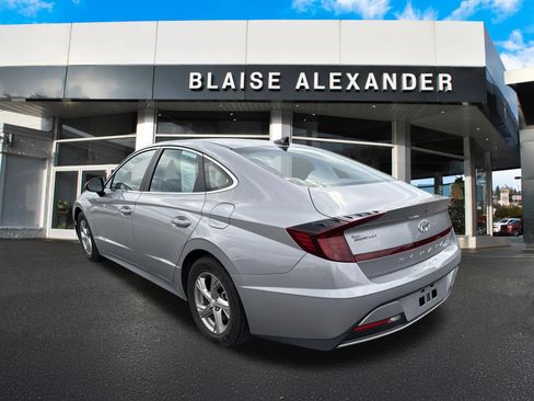 Used 2023 Hyundai Sonata SE FWD image 6