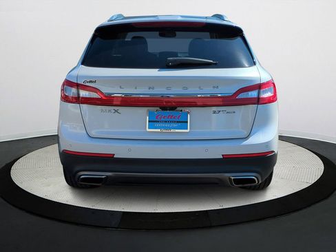 Used 2017 Lincoln MKX Reserve w/ Driver Assistance Package image 38