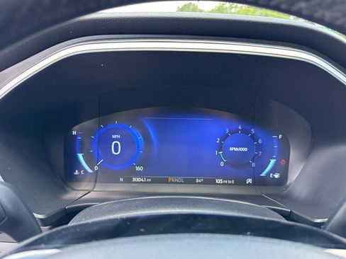 Used 2022 Ford Escape SEL w/ Technology Package FWD image 26