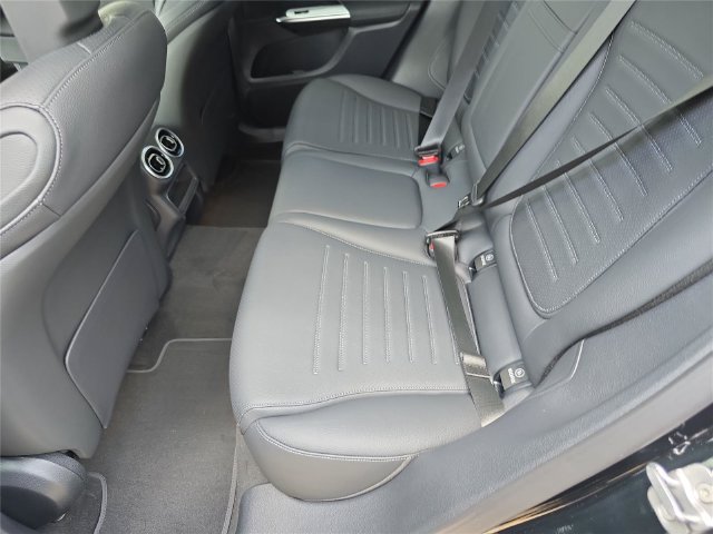 New 2026 Mercedes-Benz GLC 300 4MATIC image 15