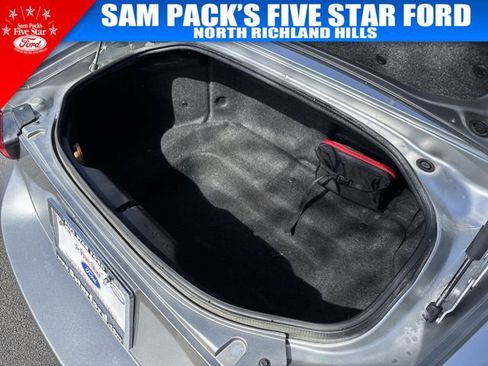 Used 2017 FIAT 124 Spider Classica image 31