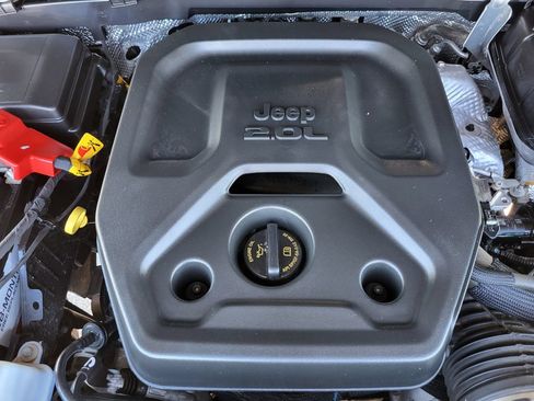 Used 2024 Jeep Wrangler Unlimited Rubicon 4xe AWD/4WD image 32