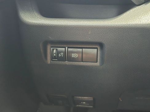 Used 2023 Toyota RAV4 XLE AWD/4WD image 23