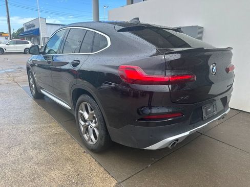 Used 2021 BMW X4 xDrive30i AWD/4WD image 3