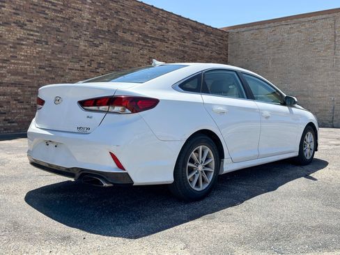 Used 2019 Hyundai Sonata SE w/ Cargo Package FWD image 6