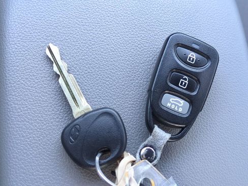Used 2018 Hyundai Elantra SEL FWD image 24