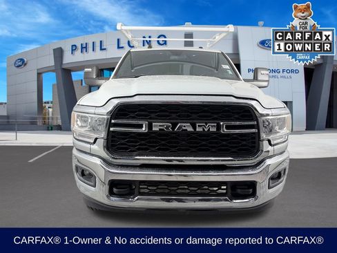 Used 2024 RAM 3500 Tradesman w/ Chrome Appearance Group AWD/4WD image 2