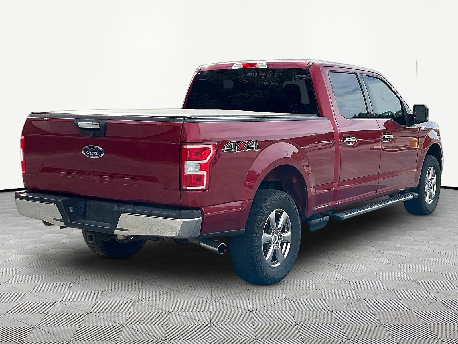 Used 2019 Ford F150 XLT w/ Equipment Group 302A Luxury AWD/4WD image 6