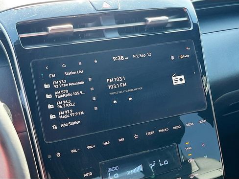 Used 2024 Hyundai Santa Cruz Night image 15