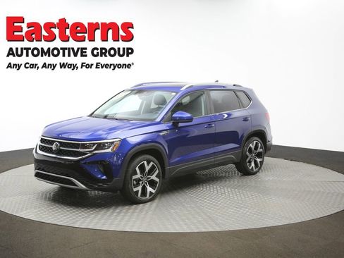 Used 2022 Volkswagen Taos SEL image 55