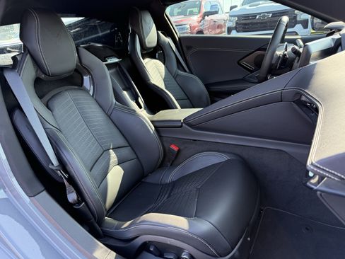 Used 2025 Chevrolet Corvette E-Ray AWD/4WD image 34