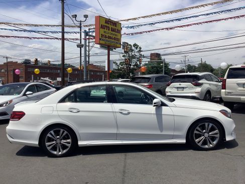 Used 2014 Mercedes-Benz E 350 4MATIC Sedan w/ Premium 1 Package image 8