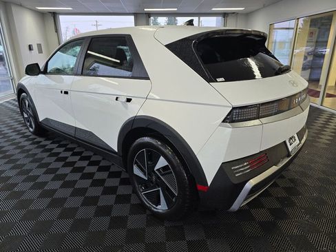 New 2026 Hyundai Ioniq 5 SE image 6