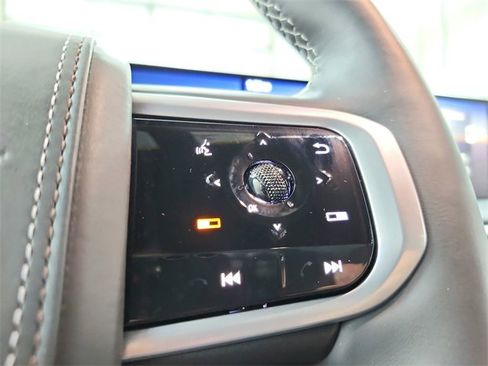 Used 2025 Nissan Armada Platinum Reserve image 26