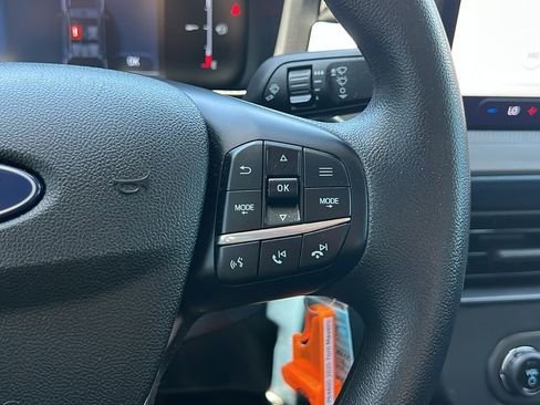 Certified 2025 Ford Maverick XL FWD image 18