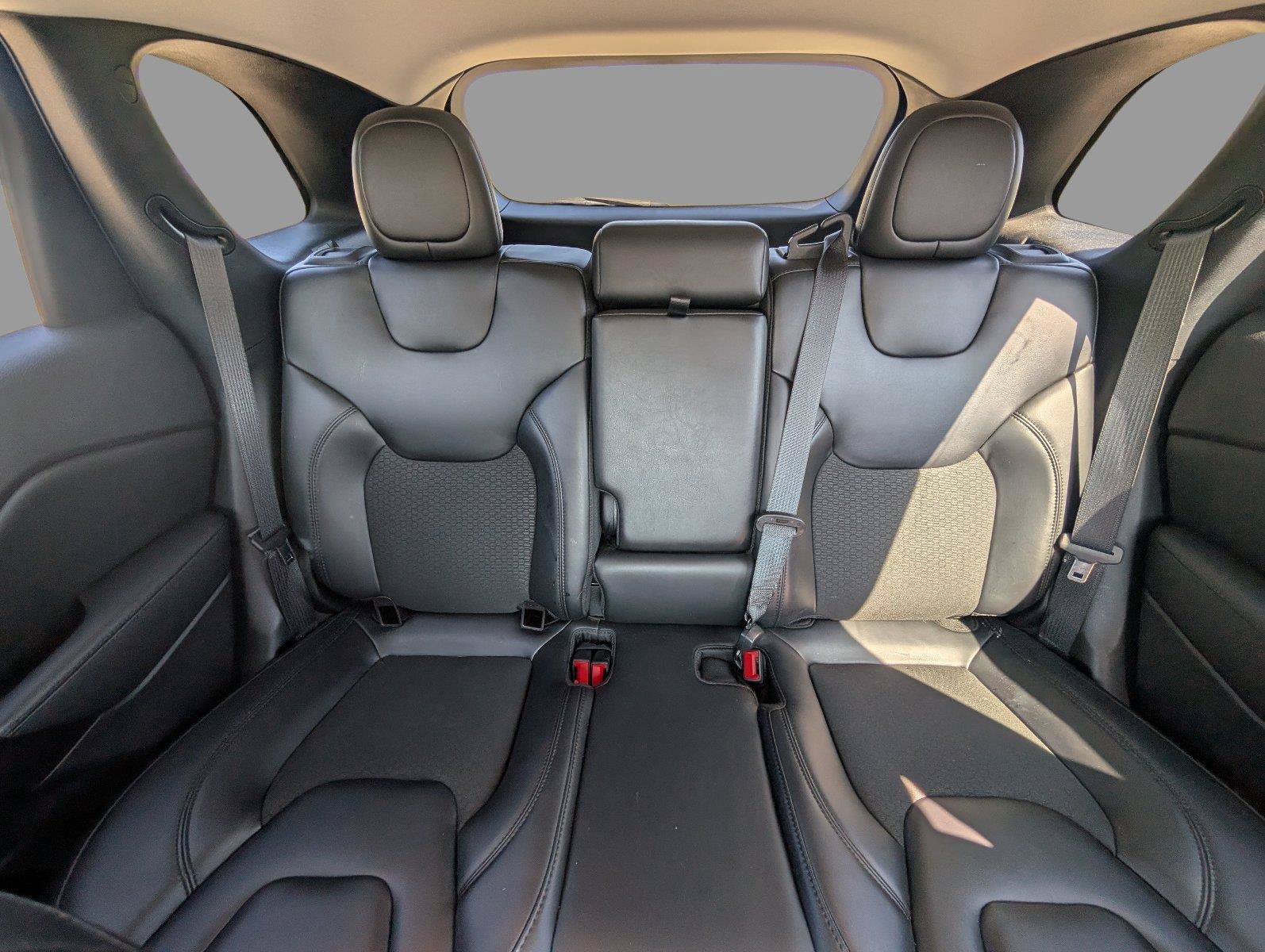 Used 2021 Jeep Cherokee Latitude Plus FWD image 31