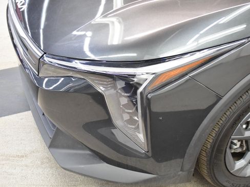Used 2025 Kia K4 FWD image 30