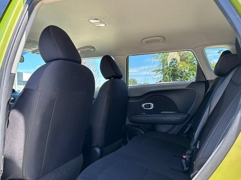 Used 2015 Kia Soul FWD image 21