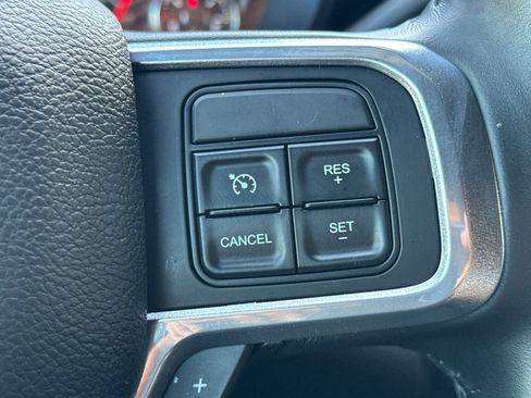 Used 2021 RAM 2500 Laramie w/ Night Edition image 38