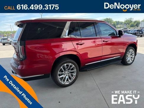 Used 2023 Cadillac Escalade Premium Luxury w/ LPO, Radiant Package AWD/4WD image 5
