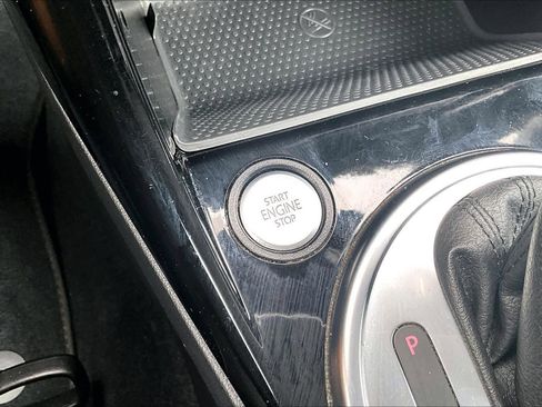 Used 2019 Volkswagen Beetle 2.0T Final Edition SEL image 30