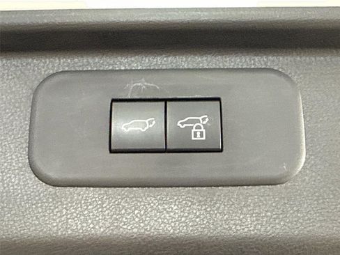 Used 2025 Toyota Grand Highlander FWD image 42