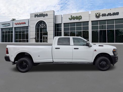 New 2026 RAM 3500 Tradesman image 2