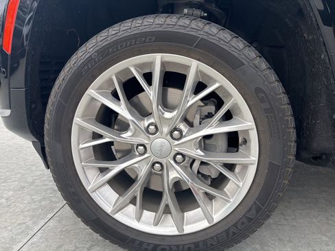 Used 2021 Jeep Grand Cherokee L Summit w/ Advanced Protech Group IV image 5