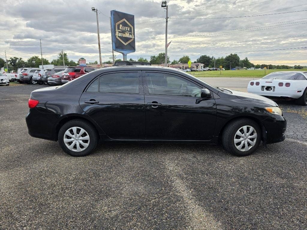 Used 2009 Toyota Corolla LE w/ Preferred Accessory Pkg FWD image 2
