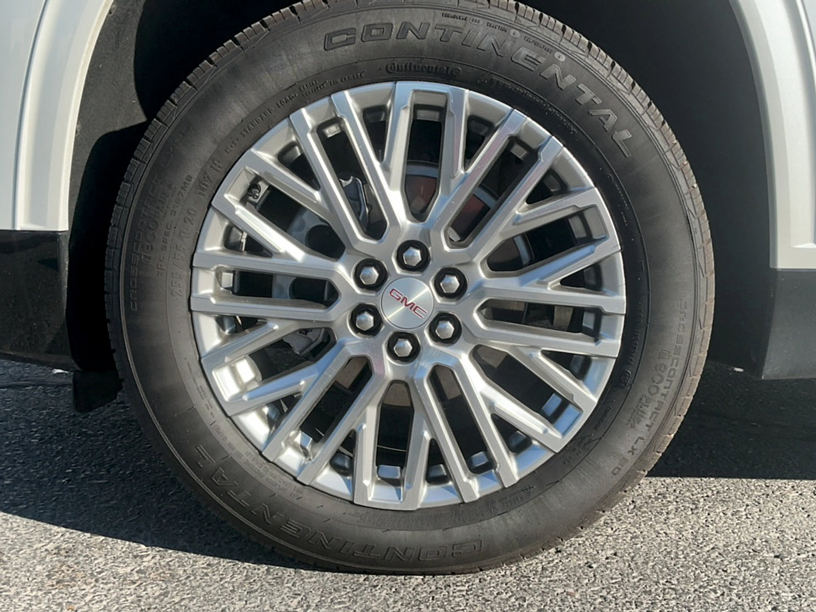 Used 2025 GMC Acadia Denali AWD/4WD image 10