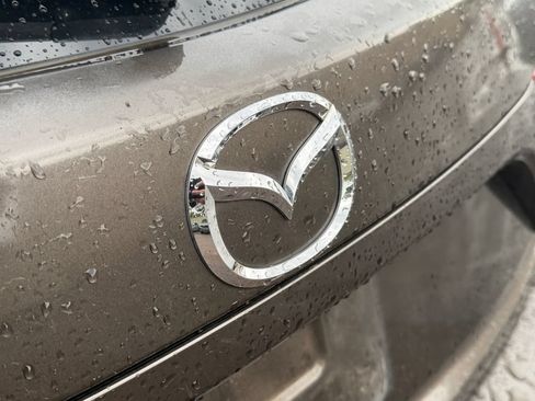Used 2016 MAZDA MAZDA3 i Touring FWD image 11