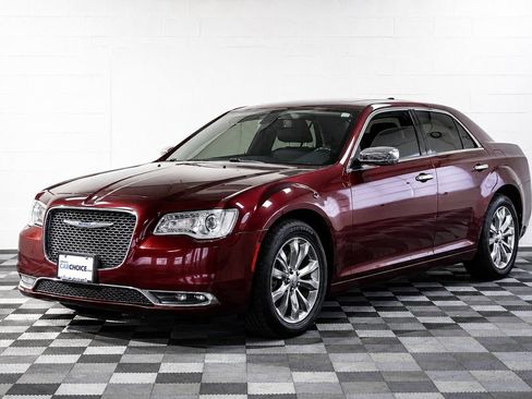 Used 2018 Chrysler 300 Limited AWD/4WD image 1