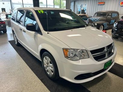 Used 2019 Dodge Grand Caravan SE