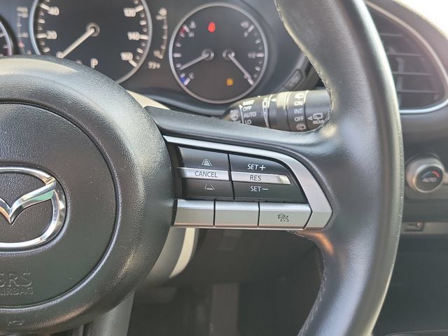 Used 2020 MAZDA MAZDA3 Hatchback FWD image 8