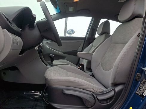 Used 2017 Hyundai Accent SE FWD image 13