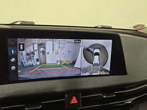 Certified 2022 Kia EV6 Wind w/ Wind Technology Package image 20