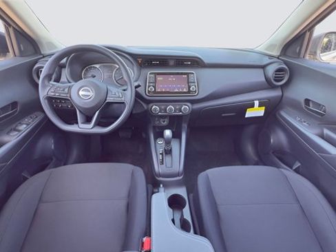 Certified 2025 Nissan Kicks Play S FWD image 18