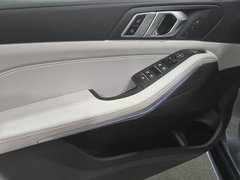 Certified 2024 BMW X5 sDrive40i image 21