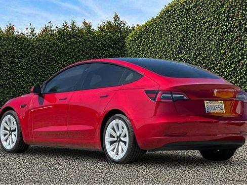 Used 2021 Tesla Model 3 Standard Range Plus RWD image 7