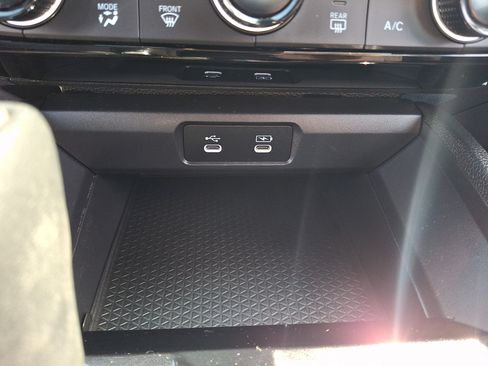 Used 2023 Honda Accord Sport image 24