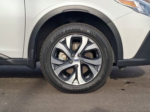 Used 2022 Subaru Outback Touring image 10