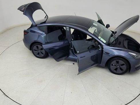 Used 2023 Tesla Model 3 Standard Range image 85