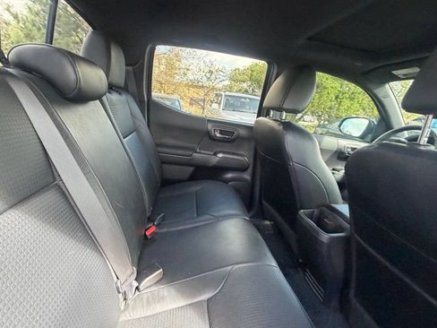 Used 2021 Toyota Tacoma TRD Pro AWD/4WD image 15