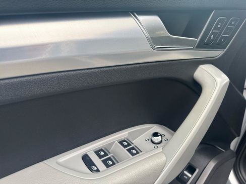 Used 2018 Audi Q5 2.0T Premium Plus AWD/4WD image 16