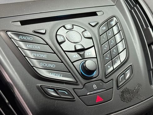 Used 2014 Ford Escape S image 28