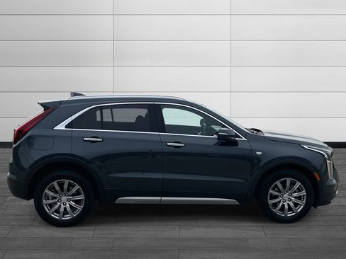 Used 2021 Cadillac XT4 Premium Luxury image 6