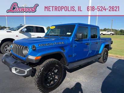 Used 2025 Jeep Gladiator Sport